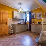 Folkowy Dworek & Fun 3*