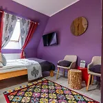 Folkowy Dworek & Fun Alojamento de Acomodação e Pequeno-almoço 3*