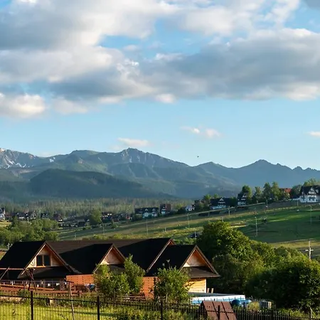 Folkowy Dworek & Fun ムジャシフレ