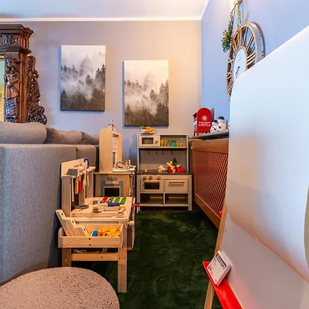 Folkowy Dworek & Fun 3*