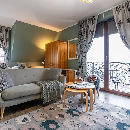 Folkowy Dworek & Fun