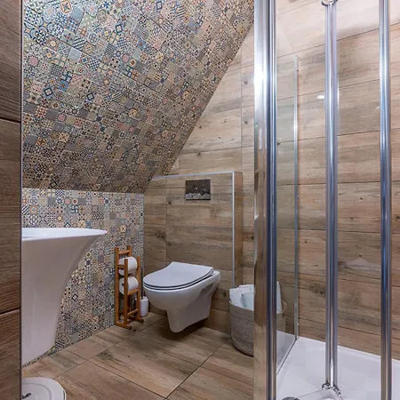 Folkowy Dworek & Fun Bed and Breakfast Murzasichle