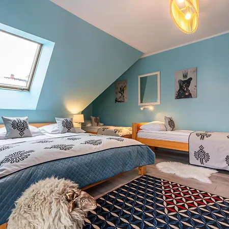 Bed & Breakfast Folkowy Dworek & Fun Murzasichle