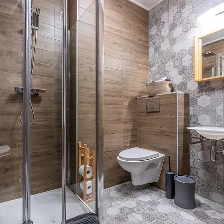 Folkowy Dworek & Fun 3*