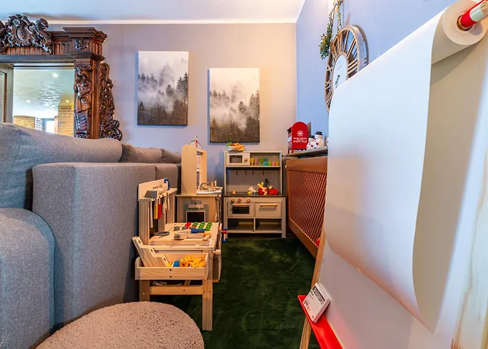 Folkowy Dworek & Fun 3*