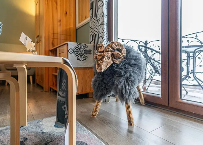 Couette-café Folkowy Dworek & Fun 3*