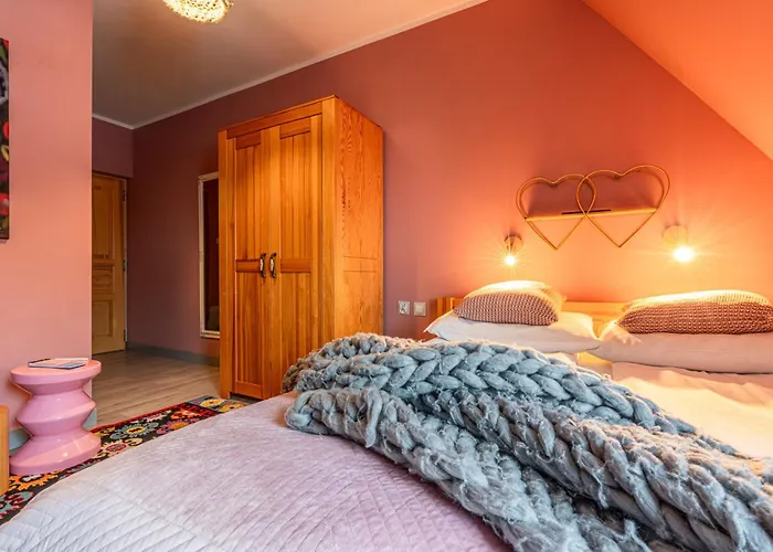 Folkowy Dworek & Fun