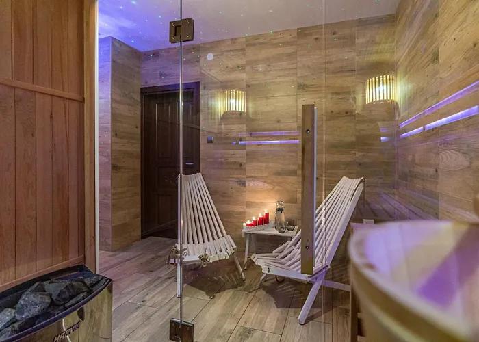 Folkowy Dworek & Fun Couette-café Murzasichle